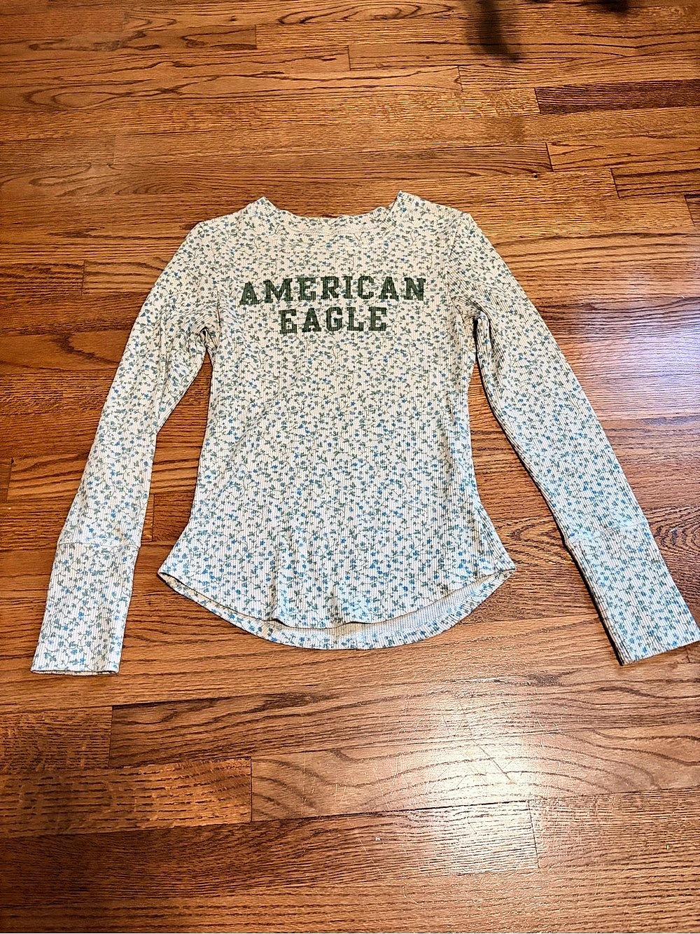 American Eagle Floral Long Sleeve Thermal Shirt White & Blue Medium